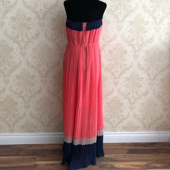 Romeo & Juliet Couture maxi dress - Picture 4 of 9